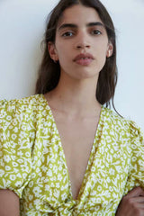 V-neck Puff Sleeve Single-breasted Floral Mini Dresses