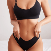 Lara Seamless Bra & Low Waist Sexy Thong Lingerie Set