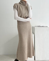 Casual Two-piece Outfits Turtleneck Sleeveless Sweater Vest and Mid-length Skirts Sets