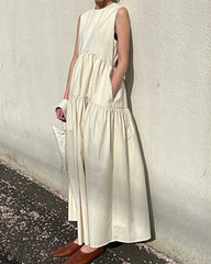 Sleeveless A-line Pleated Round Neck Mid-length Dresses