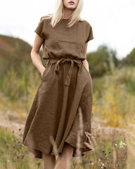 Solid Color A-Line Short Sleeve Crew Neck Dress With Belt