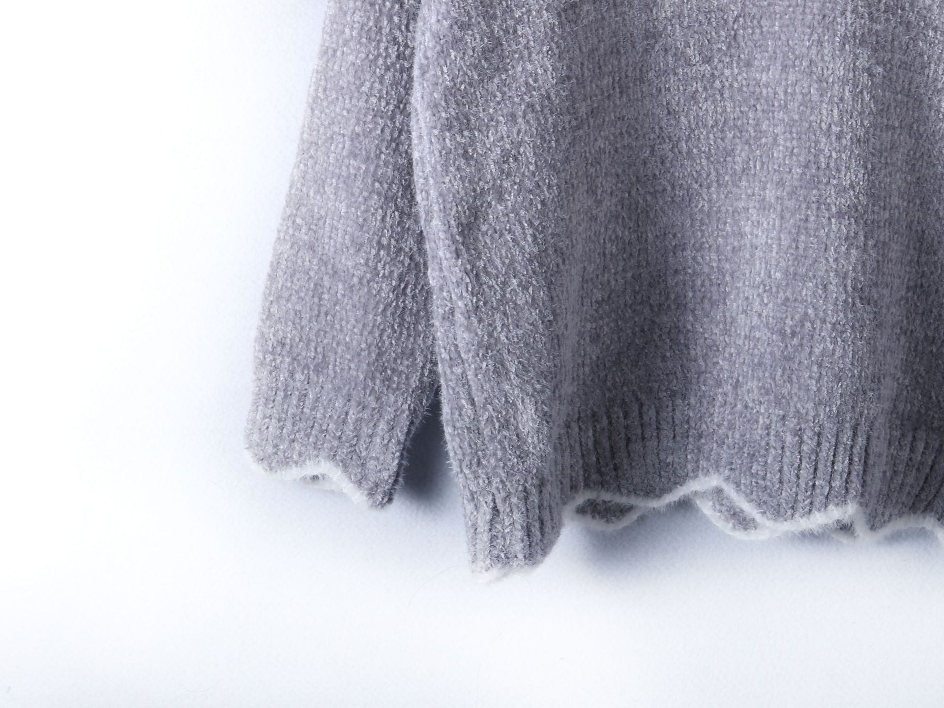 V-neck Ruffle Collar Knit Sweaters