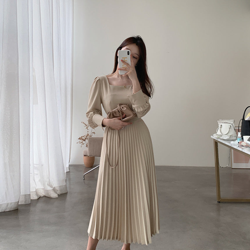 Square Collar Puff Bubble Sleeve Vintage Pleated Midi Dress