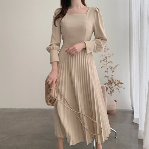 Square Collar Puff Bubble Sleeve Vintage Pleated Midi Dress
