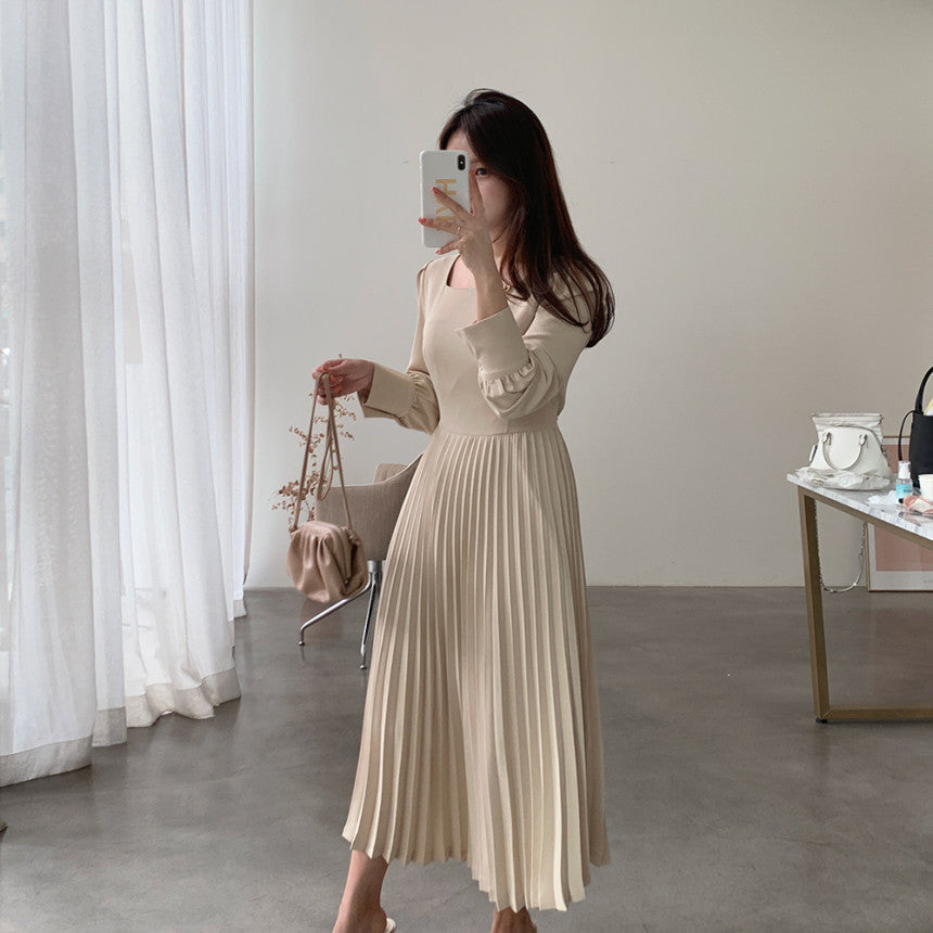 Square Collar Puff Bubble Sleeve Vintage Pleated Midi Dress
