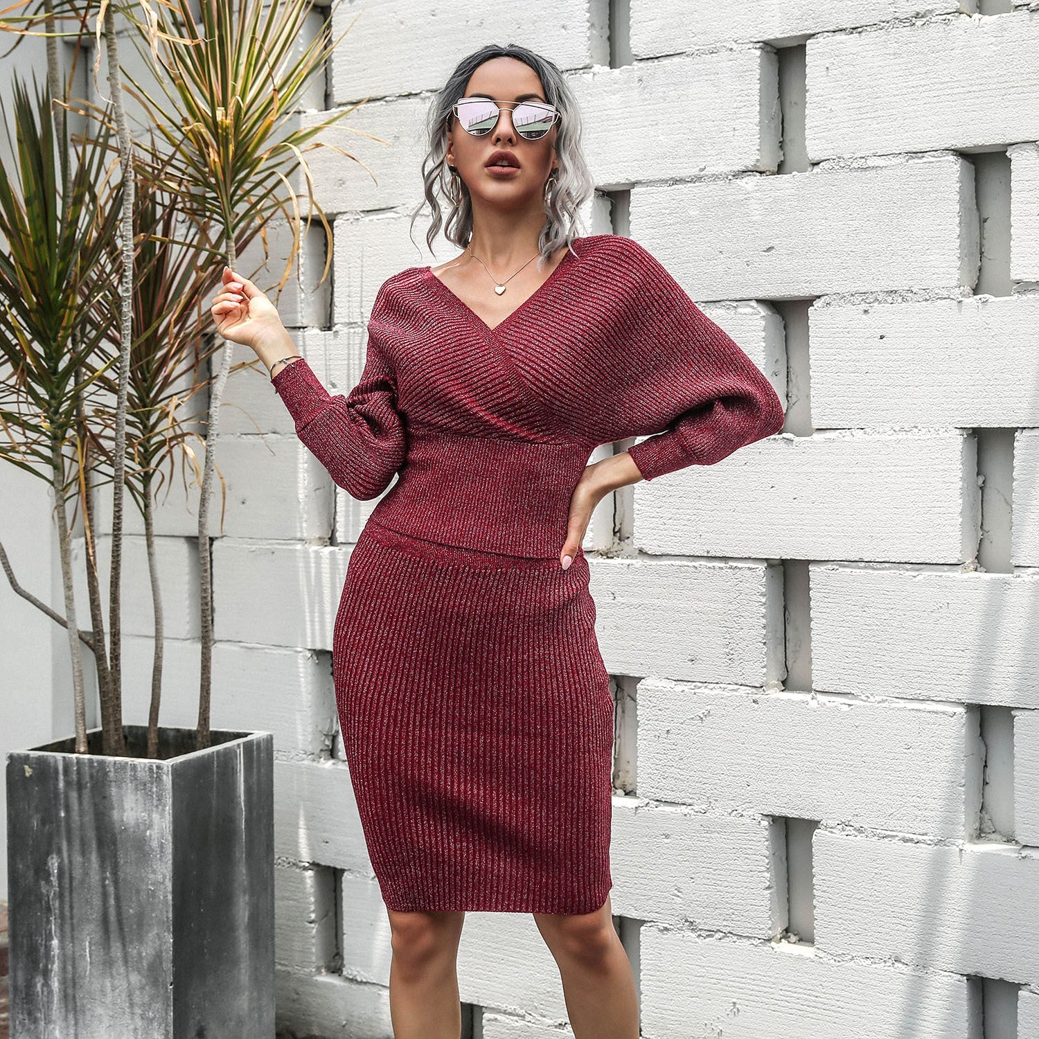 V-neck Knit Backless Bodycon Midi Dresses Two-piece Set