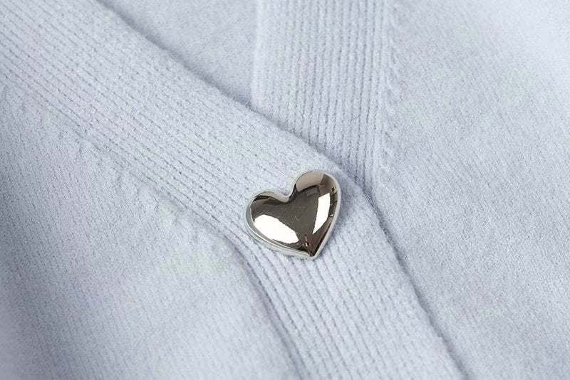 V-neck Heart Shape Button Single-breasted Knit Cardigan