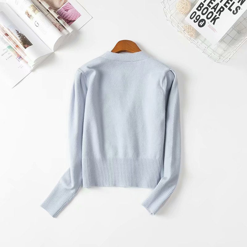 V-neck Heart Shape Button Single-breasted Knit Cardigan