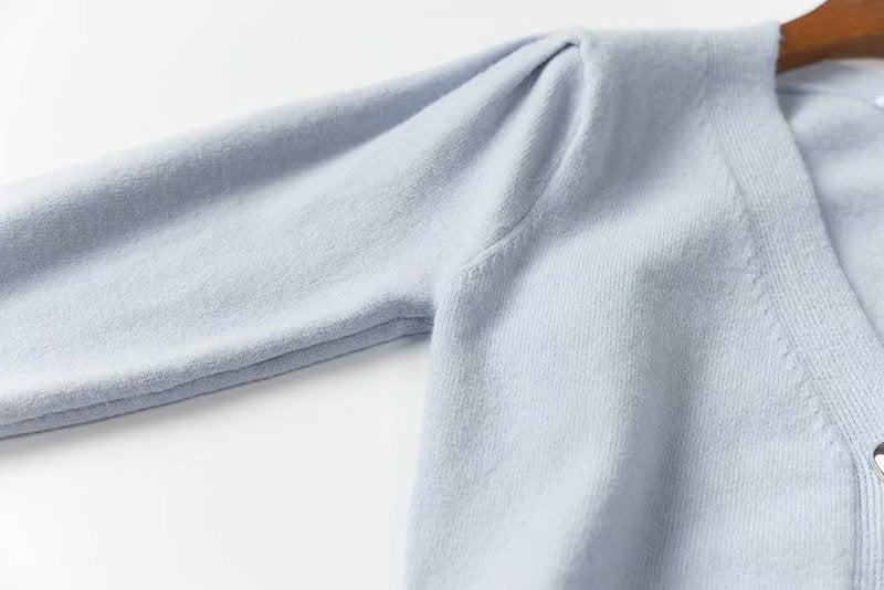 V-neck Heart Shape Button Single-breasted Knit Cardigan