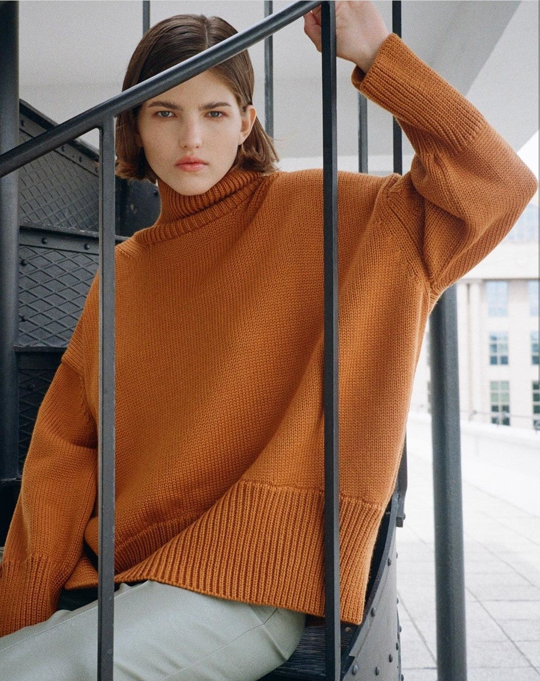 Splicing High Pile Collar Knit Sweater