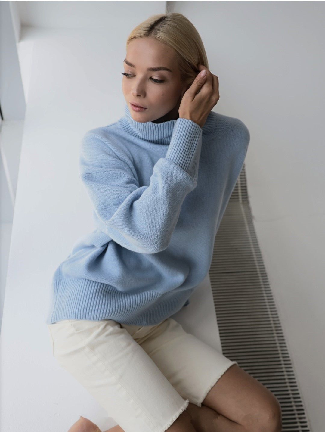 Splicing High Pile Collar Knit Sweater