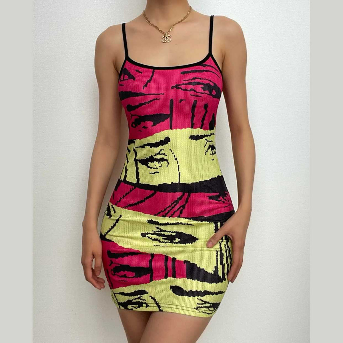 Abstract print contrast backless u neck cami mini dress