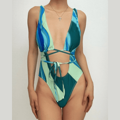 Hollow out contrast padded one piece swimwear