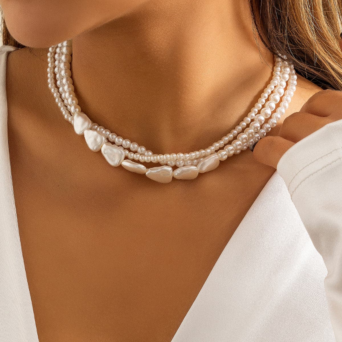 Faux irregular pearl layered choker necklace