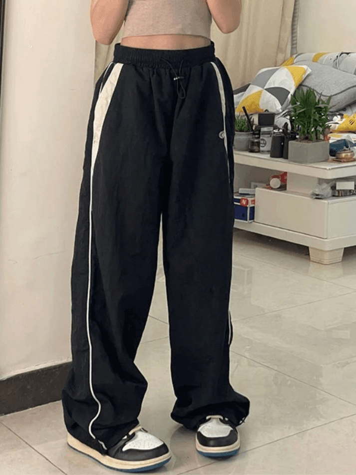 Contrast Piping Black Baggy Sweatpants