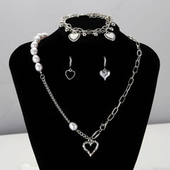 New Women's Fresh and Sweet Diamond Butterfly Necklace, Earrings, Bracelets, Light Luxury, High Grade, Shiny Silver Jewelry Set
