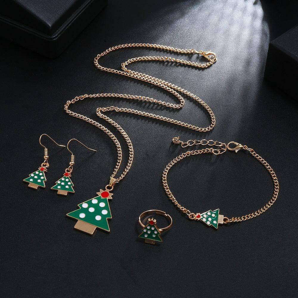 Laura Christmas Accessory Set