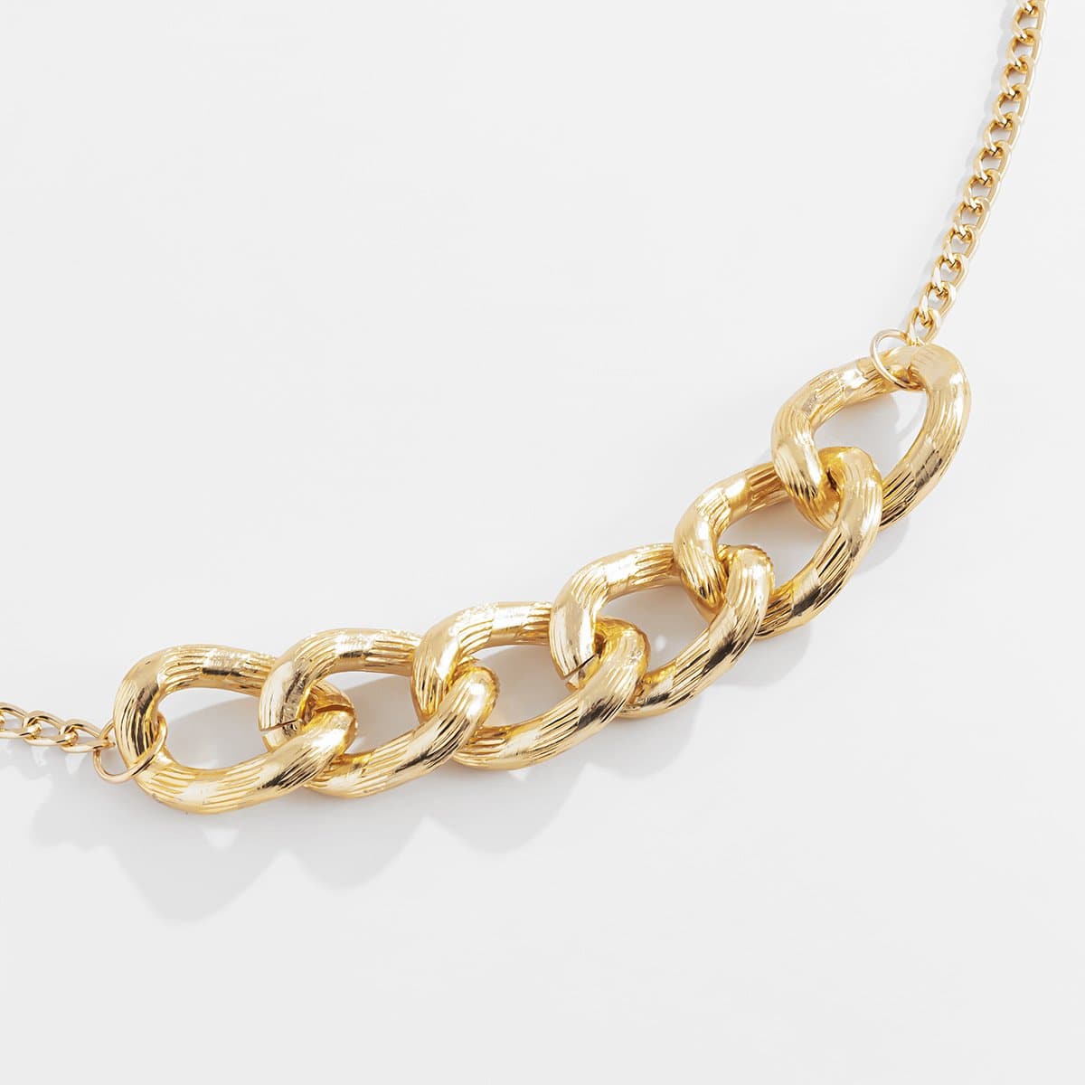Solid waist chain