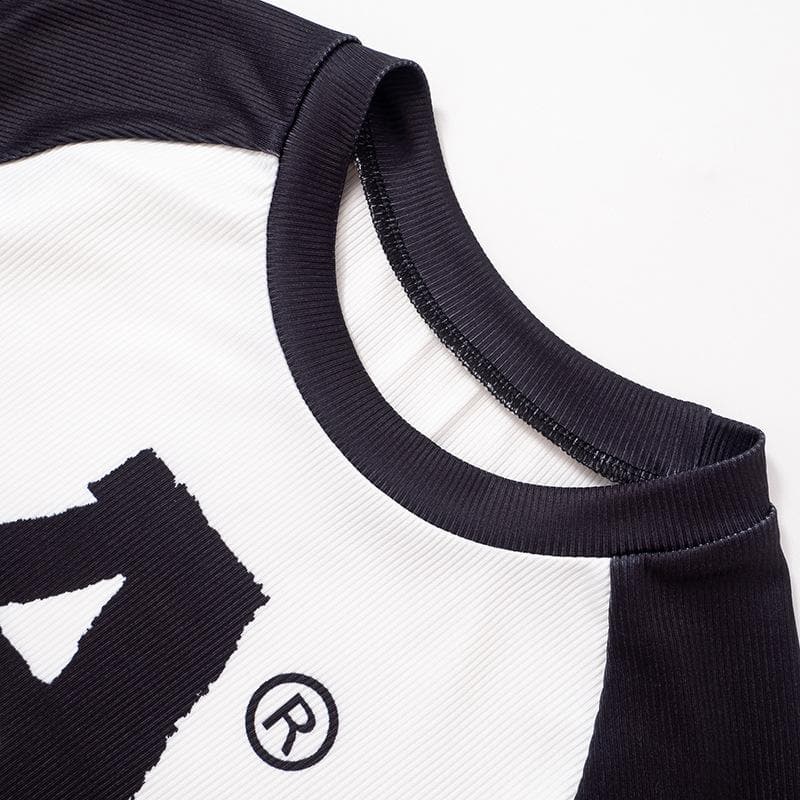 Ribbed contrast short sleeve "A" pattern crewneck top