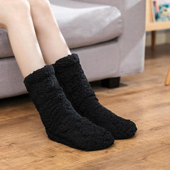 Warm fluffy solid medium socks