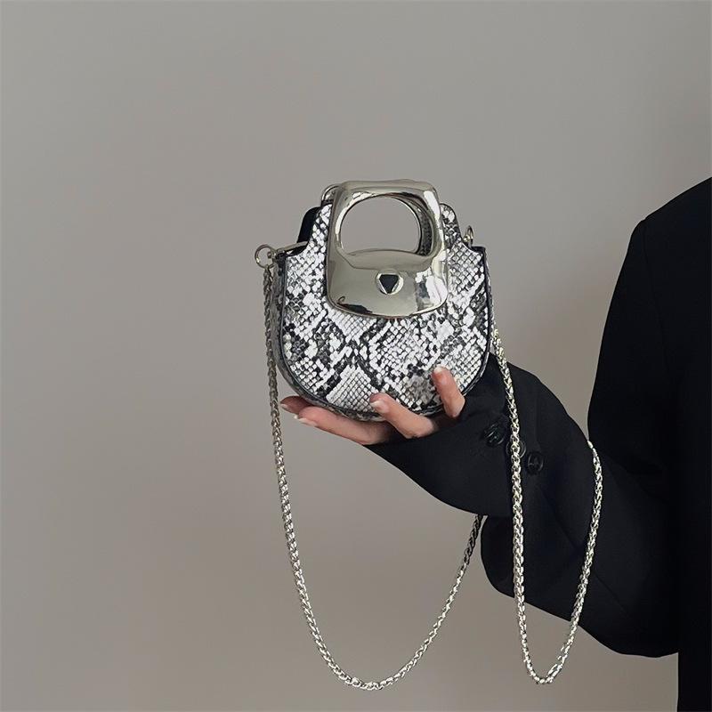 Elegant metal chain crossbody bag