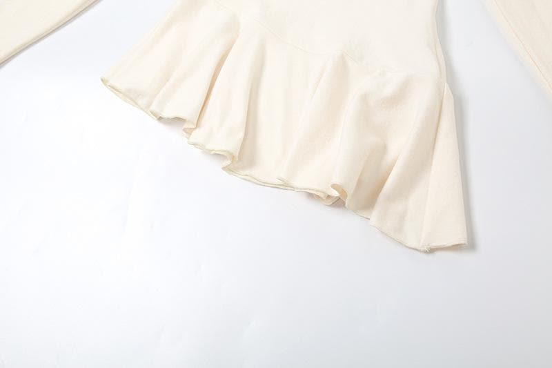 Off shoulder ruffle flower applique long flared sleeve ruched top