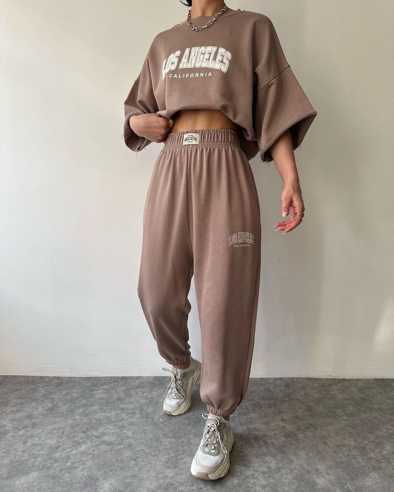 Two Piece Outfits Casual Lounge Sets Round Neck T-shirt Pullover with Pocket Joggers
