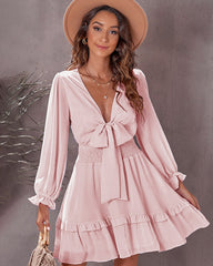 V-neck Bow Nodes Waist Ruffled Edge Dresses