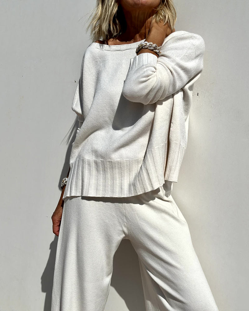 Elegant Two-piece Set Round Neck Sweater and Wide Leg Pant Outfits