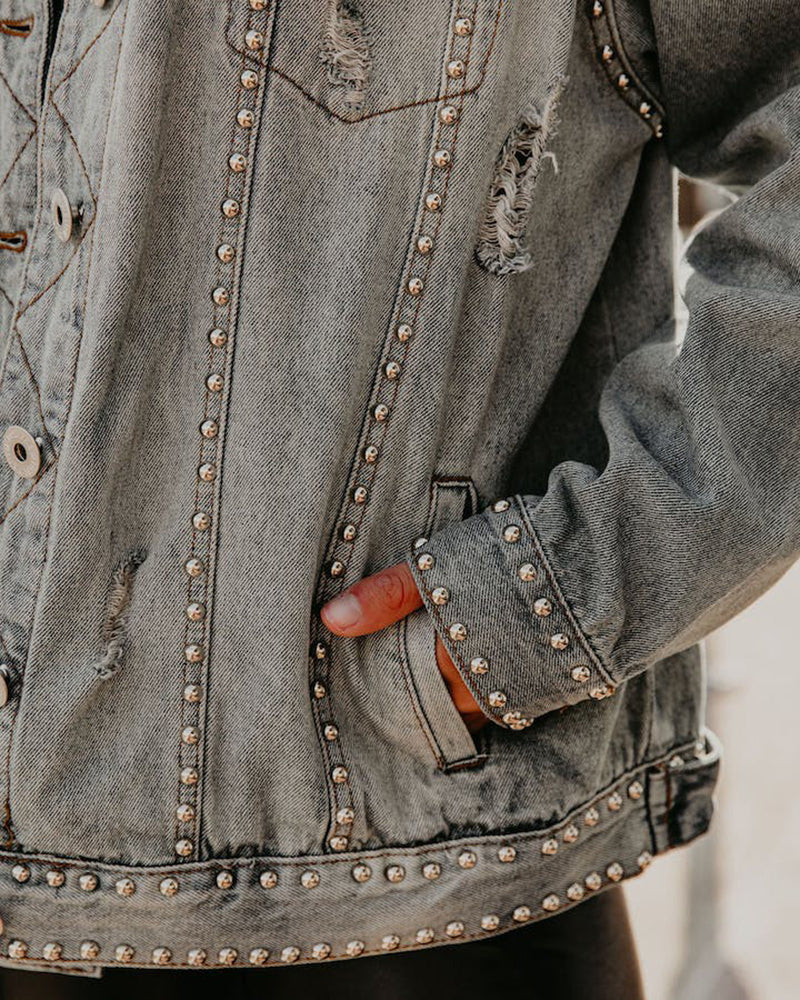 Loose Rivet Beading Ripped Cropped Denim Jacket