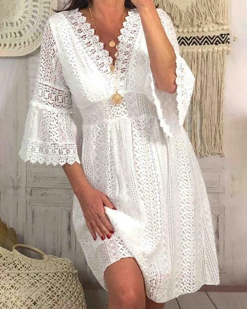 Summer V Neck Sexy Hollow Out Short Sundress Flared Sleeve Lady Party Dress